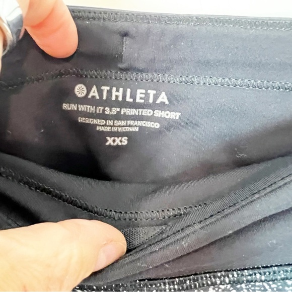 ATHLETA NAVY PATTERN RUN WITH IT ATHLETIC RUNNING SHORTS WOMENS SZ XXS - Picture 6 of 7
